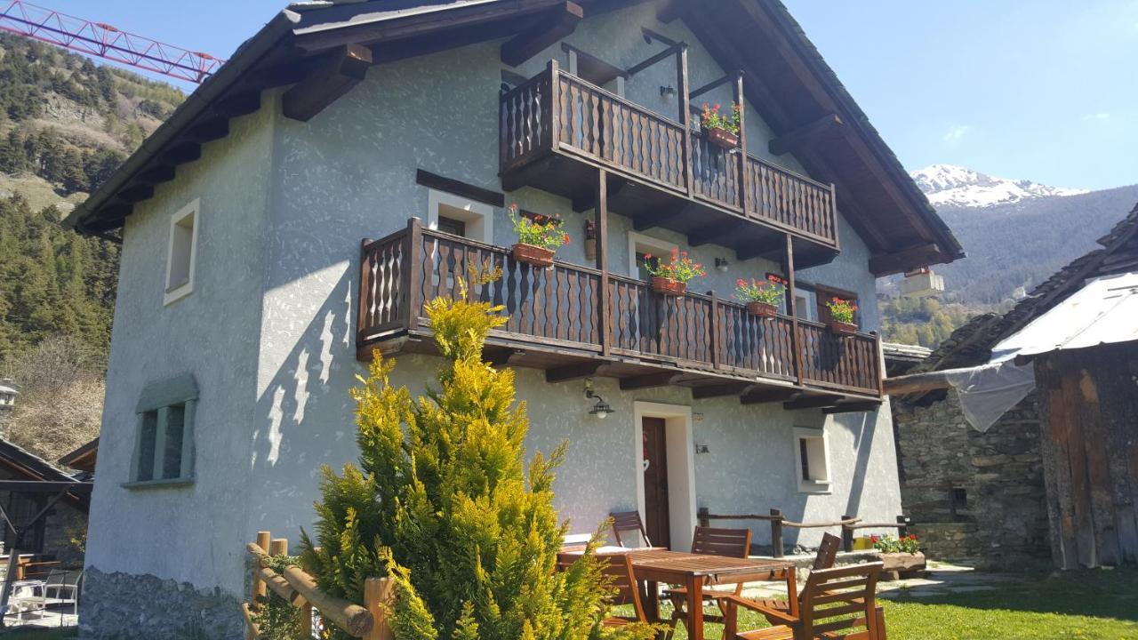Home Sweet Home Antey-Saint-André Dış mekan fotoğraf