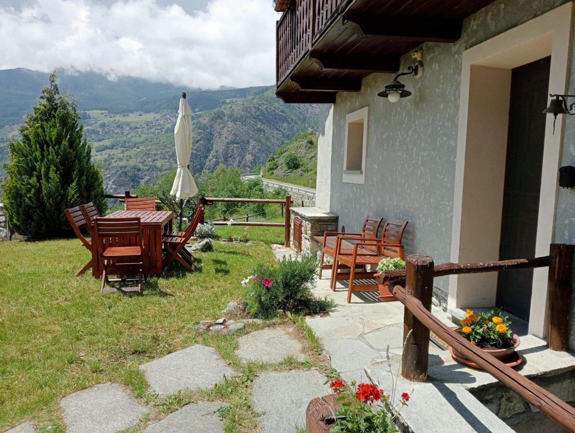 Home Sweet Home Antey-Saint-André Dış mekan fotoğraf