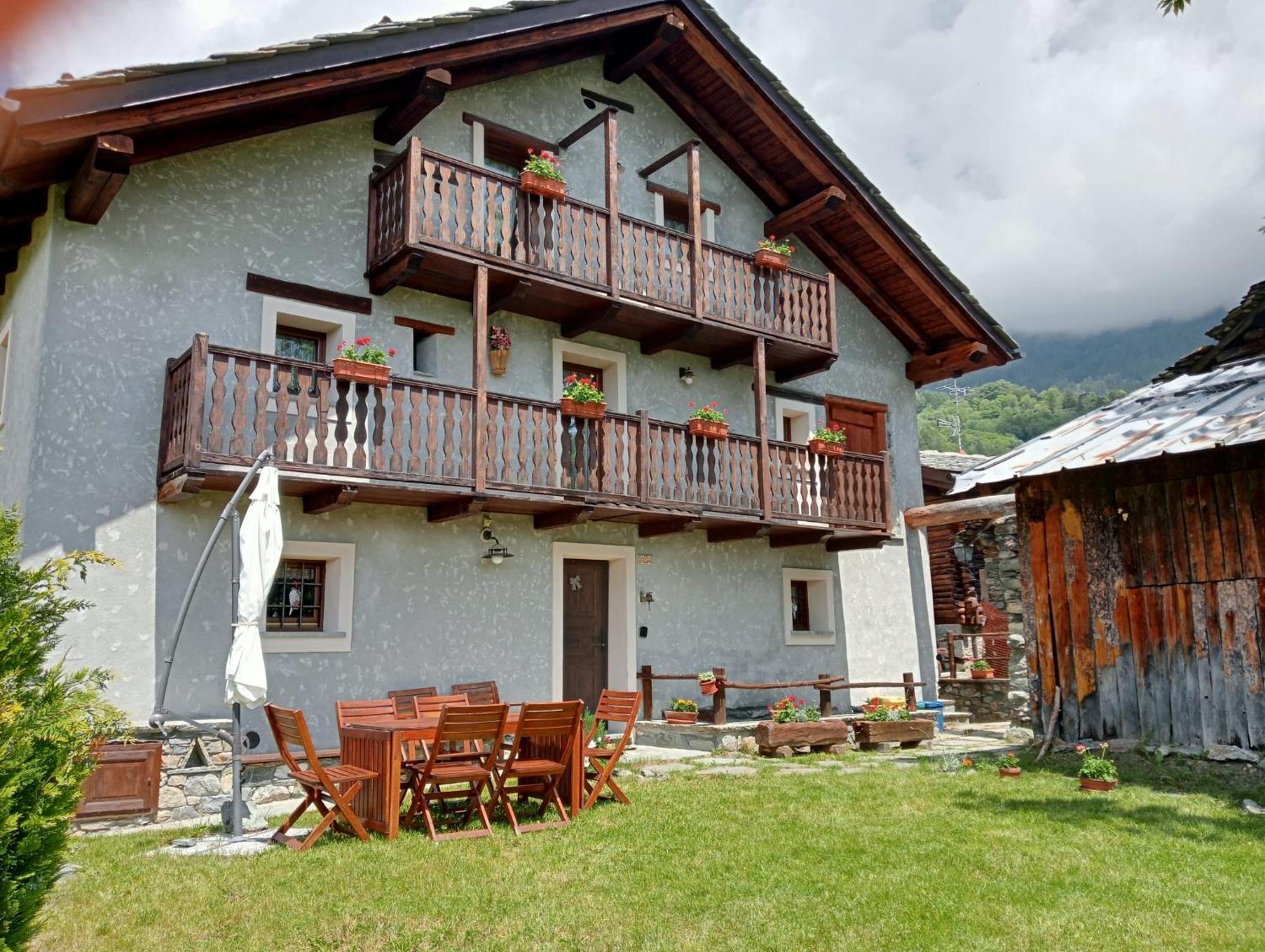 Home Sweet Home Antey-Saint-André Dış mekan fotoğraf