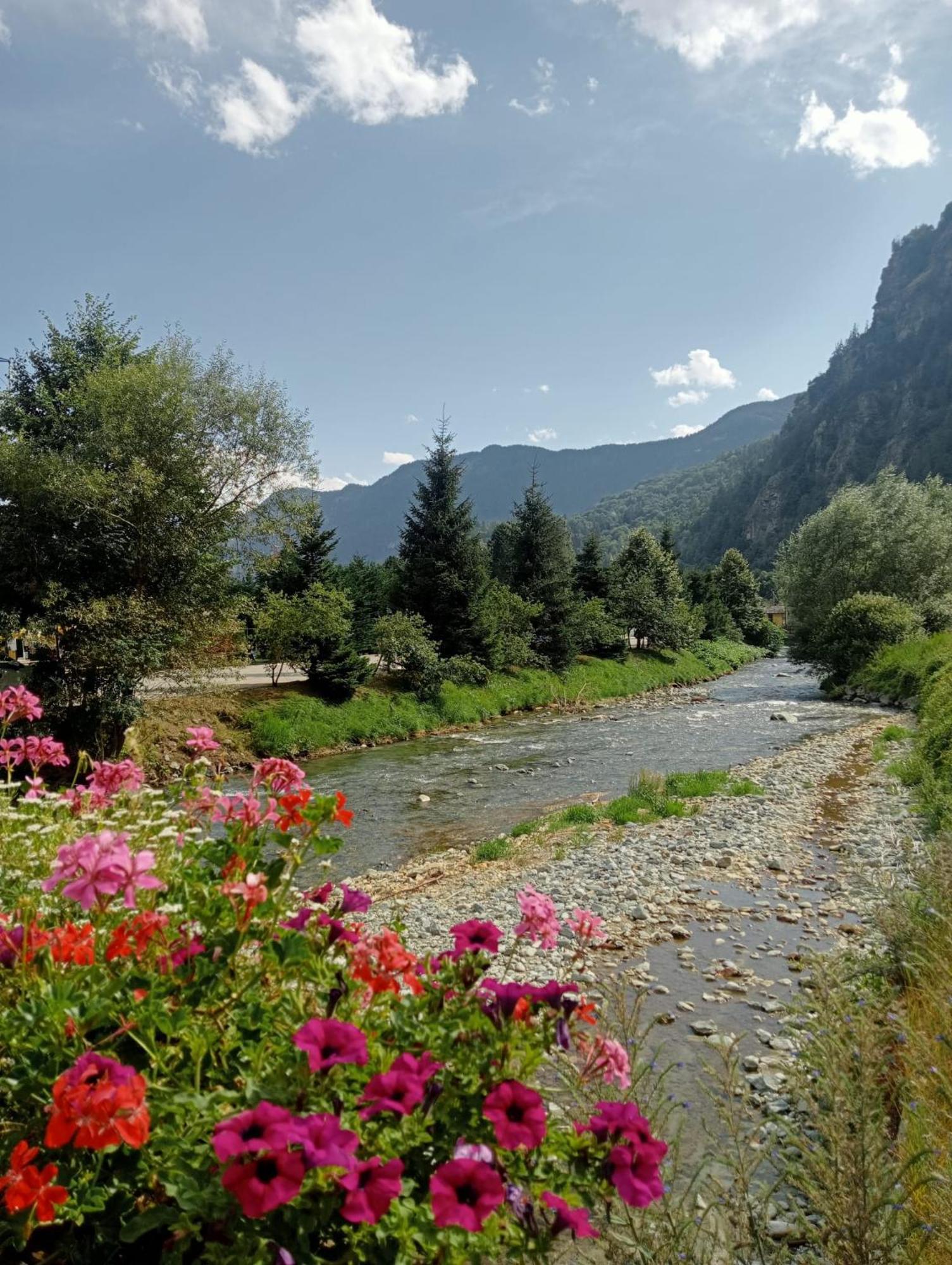 Home Sweet Home Antey-Saint-André Dış mekan fotoğraf
