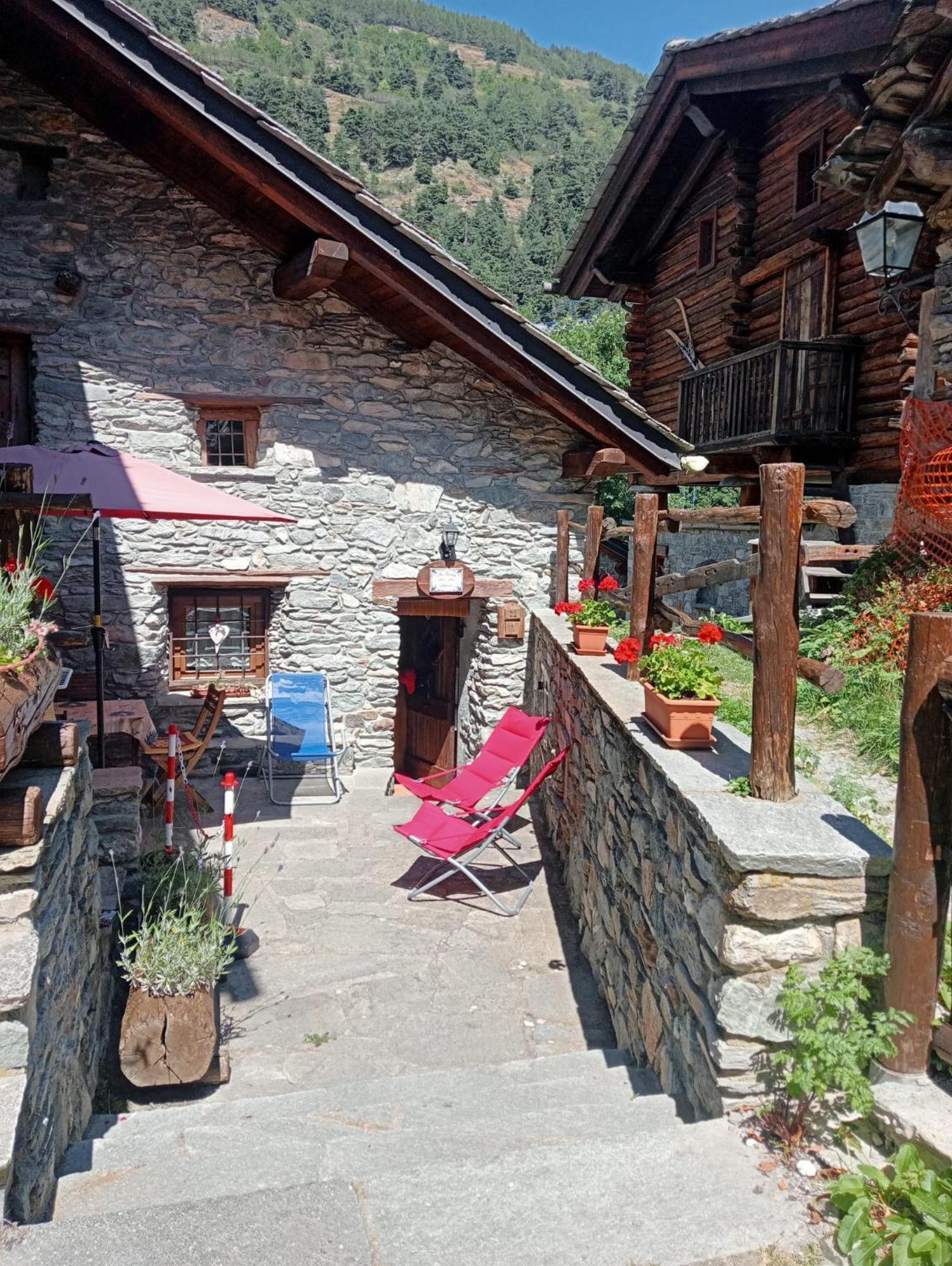 Home Sweet Home Antey-Saint-André Dış mekan fotoğraf